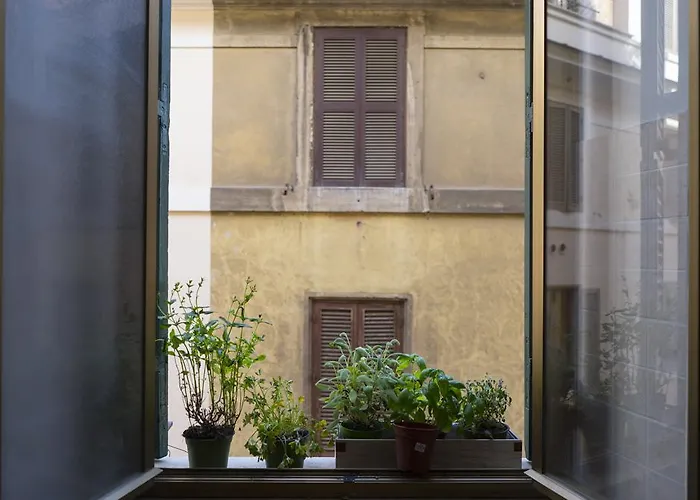 Trastevere Corner Eight